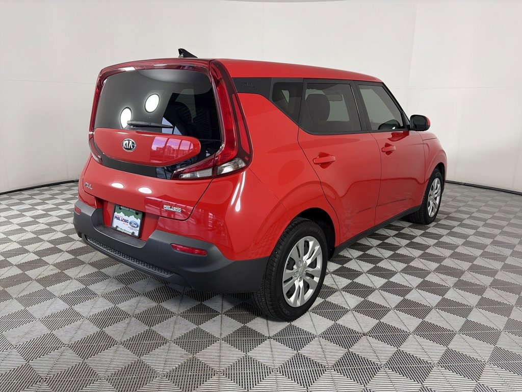 Used 2021 Kia Soul LX image 7