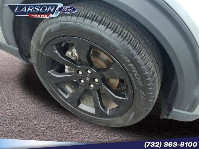 Certified 2023 Ford Explorer ST-Line w/ Class IV Trailer Tow Package AWD/4WD image 7