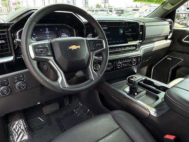Used 2024 Chevrolet Silverado 1500 LTZ AWD/4WD image 27