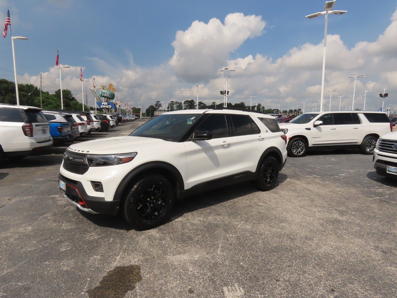 Certified 2022 Ford Explorer Timberline w/ Timberline Technology Package AWD/4WD image 2