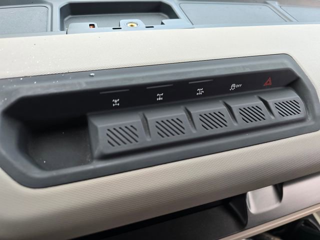 Certified 2022 Ford Bronco Wildtrak AWD/4WD image 35