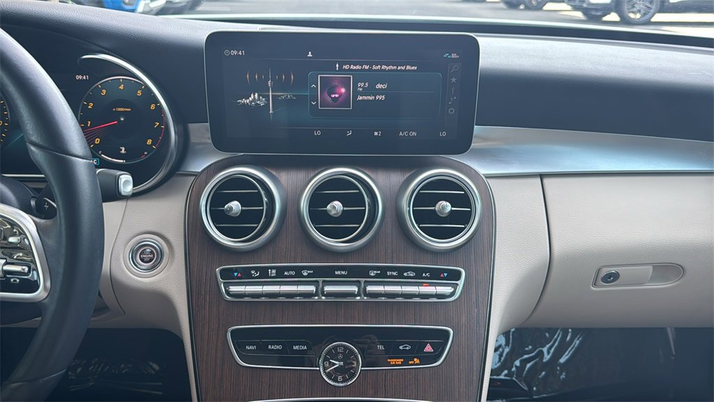 Used 2021 Mercedes-Benz C 300 C 300 image 11