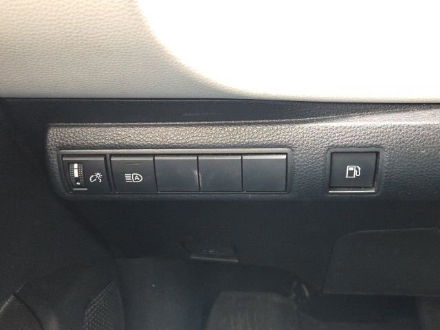 Used 2021 Toyota Corolla LE image 22