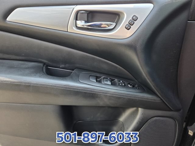 Used 2020 Nissan Pathfinder SL AWD/4WD image 29