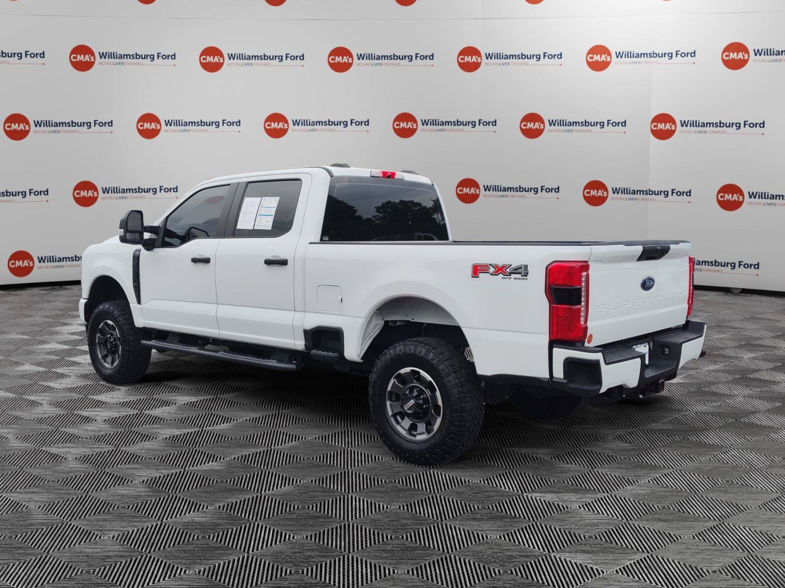 Certified 2024 Ford F250 XL w/ STX Appearance Package AWD/4WD image 3