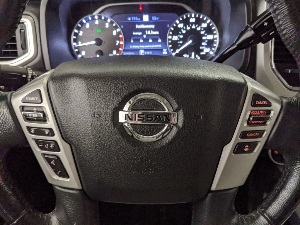 Used 2021 Nissan Titan SV w/ SV Convenience Package AWD/4WD image 10