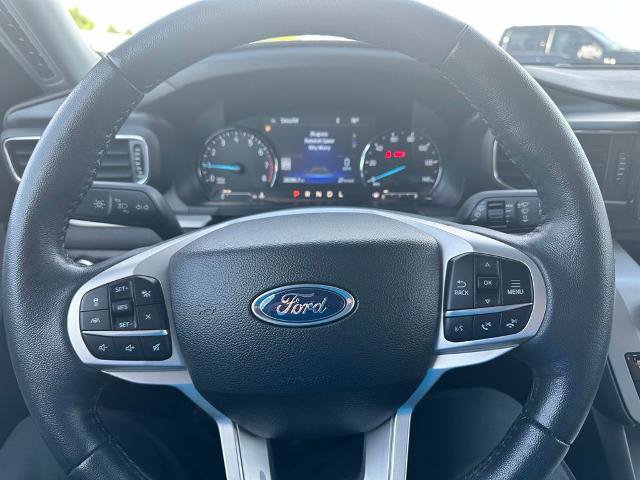 Certified 2023 Ford Explorer XLT w/ Equipment Group 202A AWD/4WD image 25