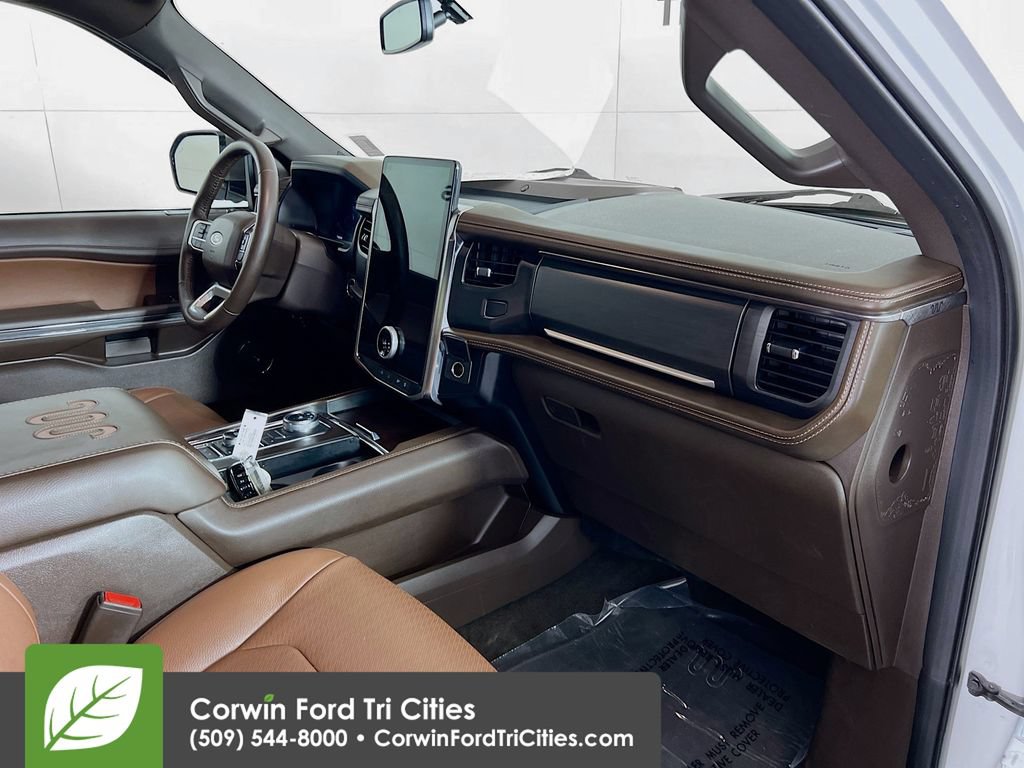Certified 2024 Ford Expedition Max King Ranch AWD/4WD image 32