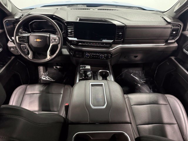 Used 2022 Chevrolet Silverado 1500 LTZ AWD/4WD image 32