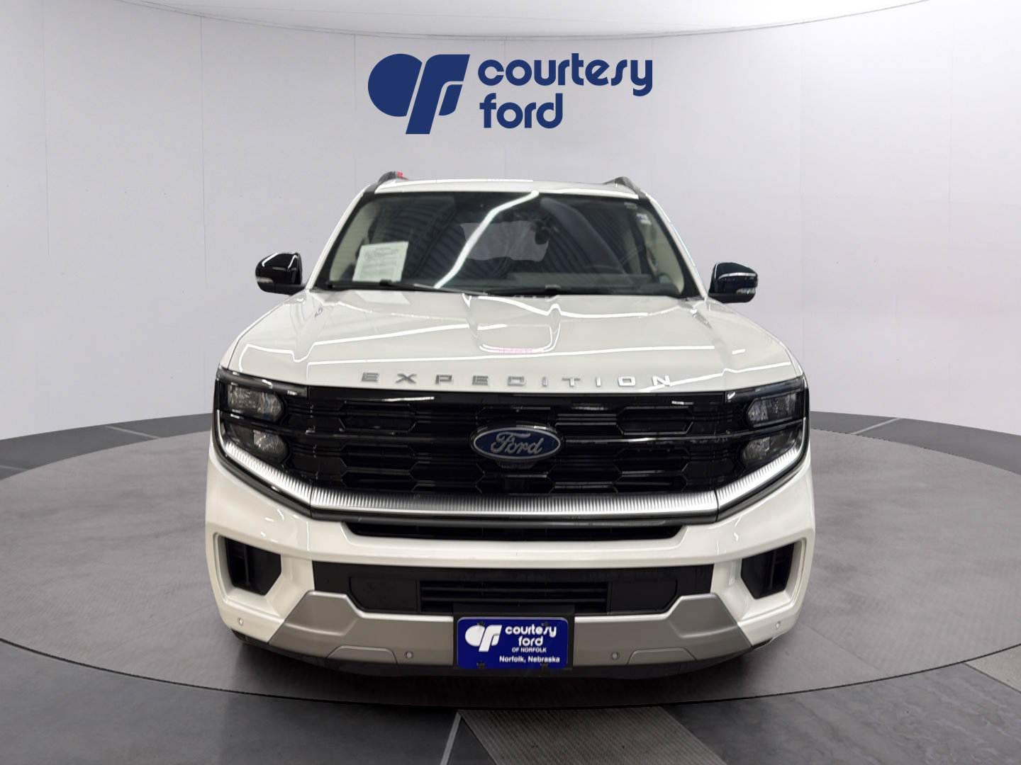 Certified 2025 Ford Expedition Max Platinum w/ Driver's Package AWD/4WD image 2