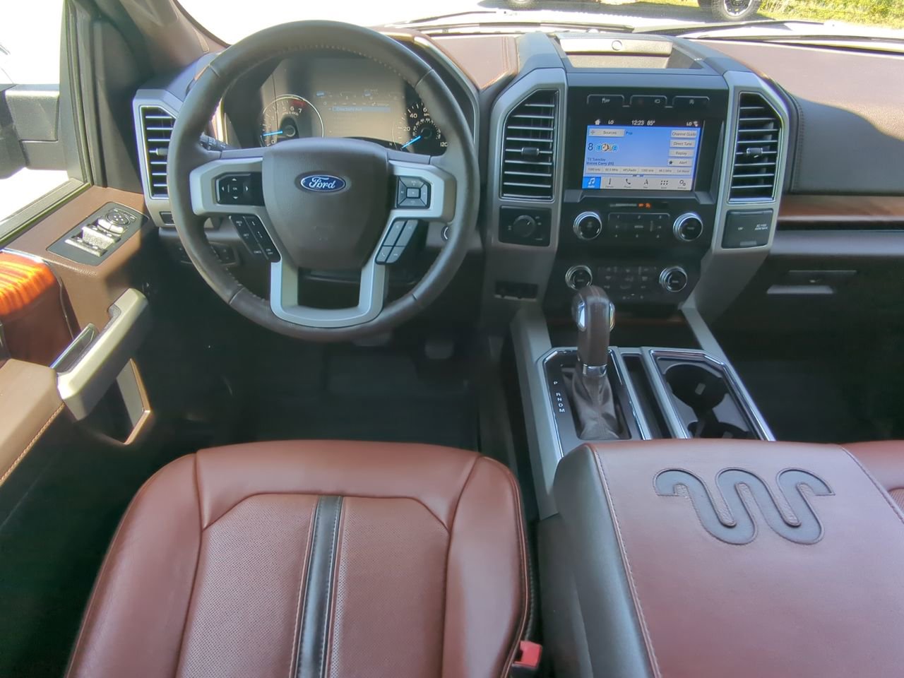 Certified 2019 Ford F150 King Ranch w/ Equipment Group 601A Luxury RWD image 14