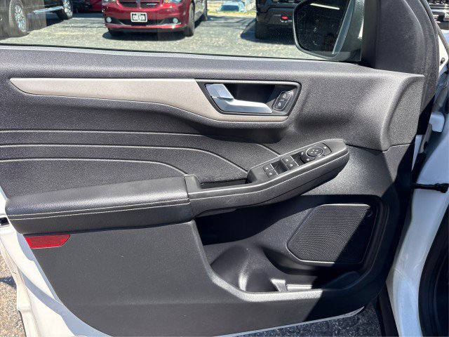 Certified 2022 Ford Escape SEL AWD/4WD image 18