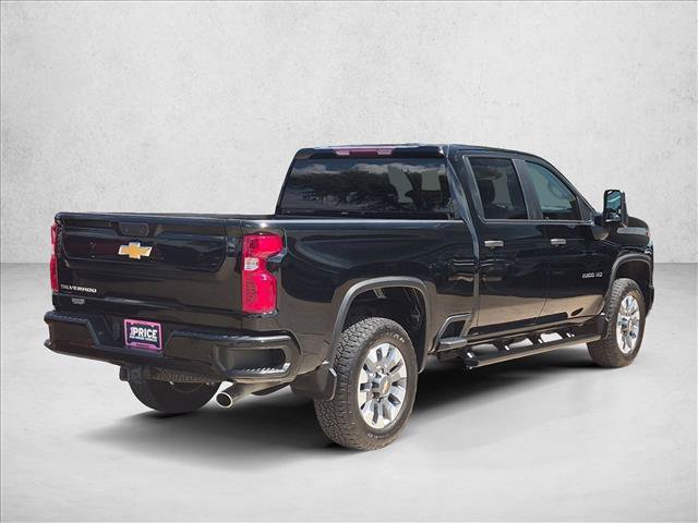 Used 2024 Chevrolet Silverado 2500 Custom w/ Custom Value Package AWD/4WD image 5