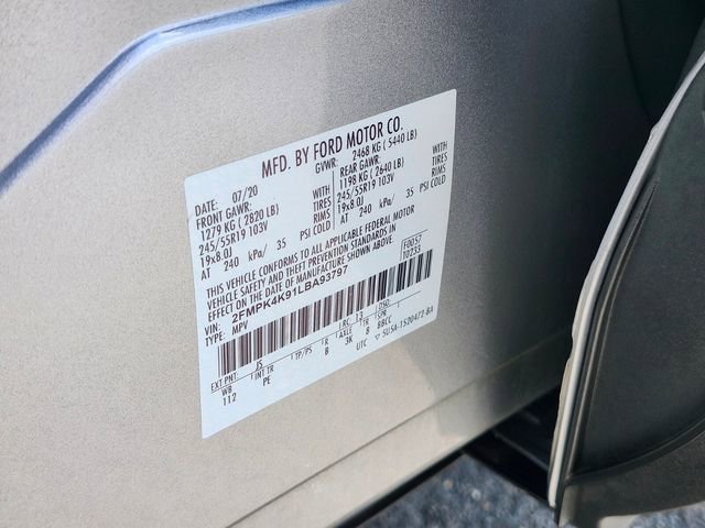 Certified 2020 Ford Edge Titanium w/ Equipment Group 301A AWD/4WD image 35