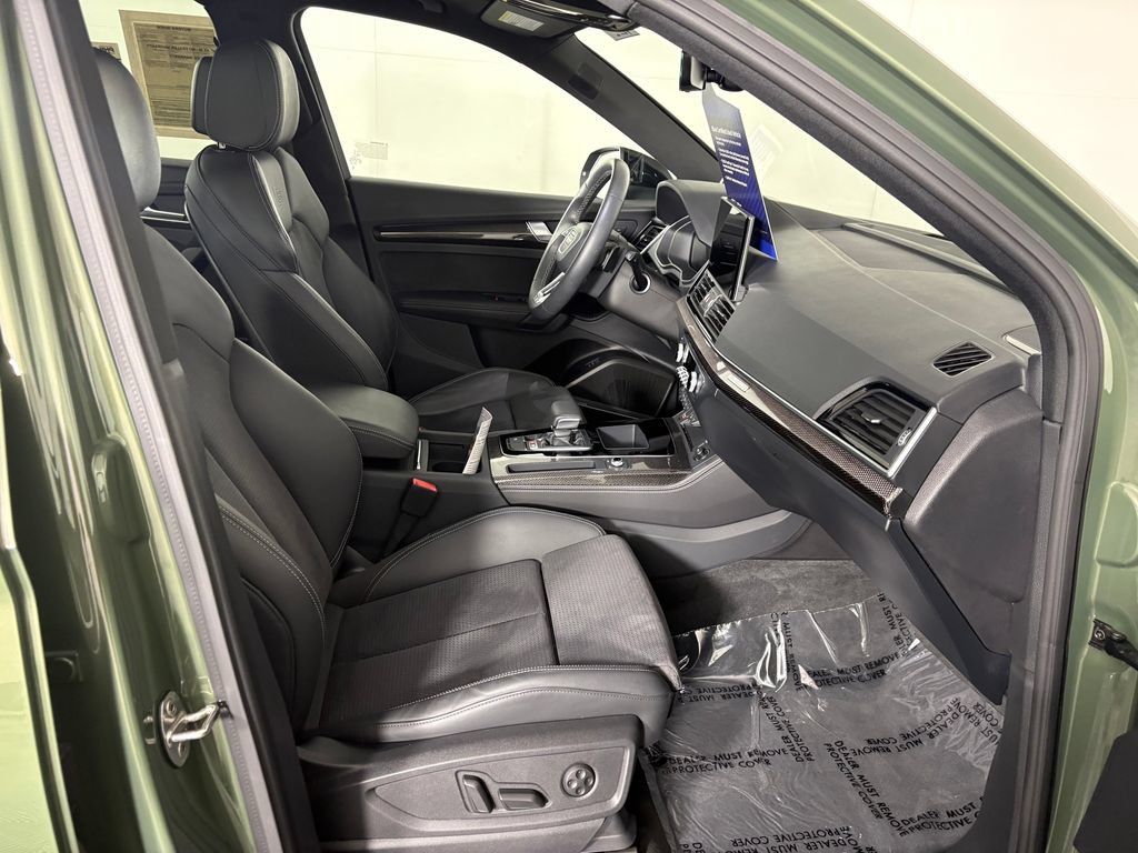 Used 2024 Audi SQ5 Prestige AWD/4WD image 38