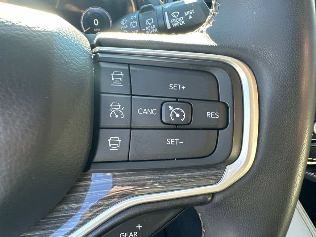 Used 2022 Jeep Wagoneer Series II RWD image 26