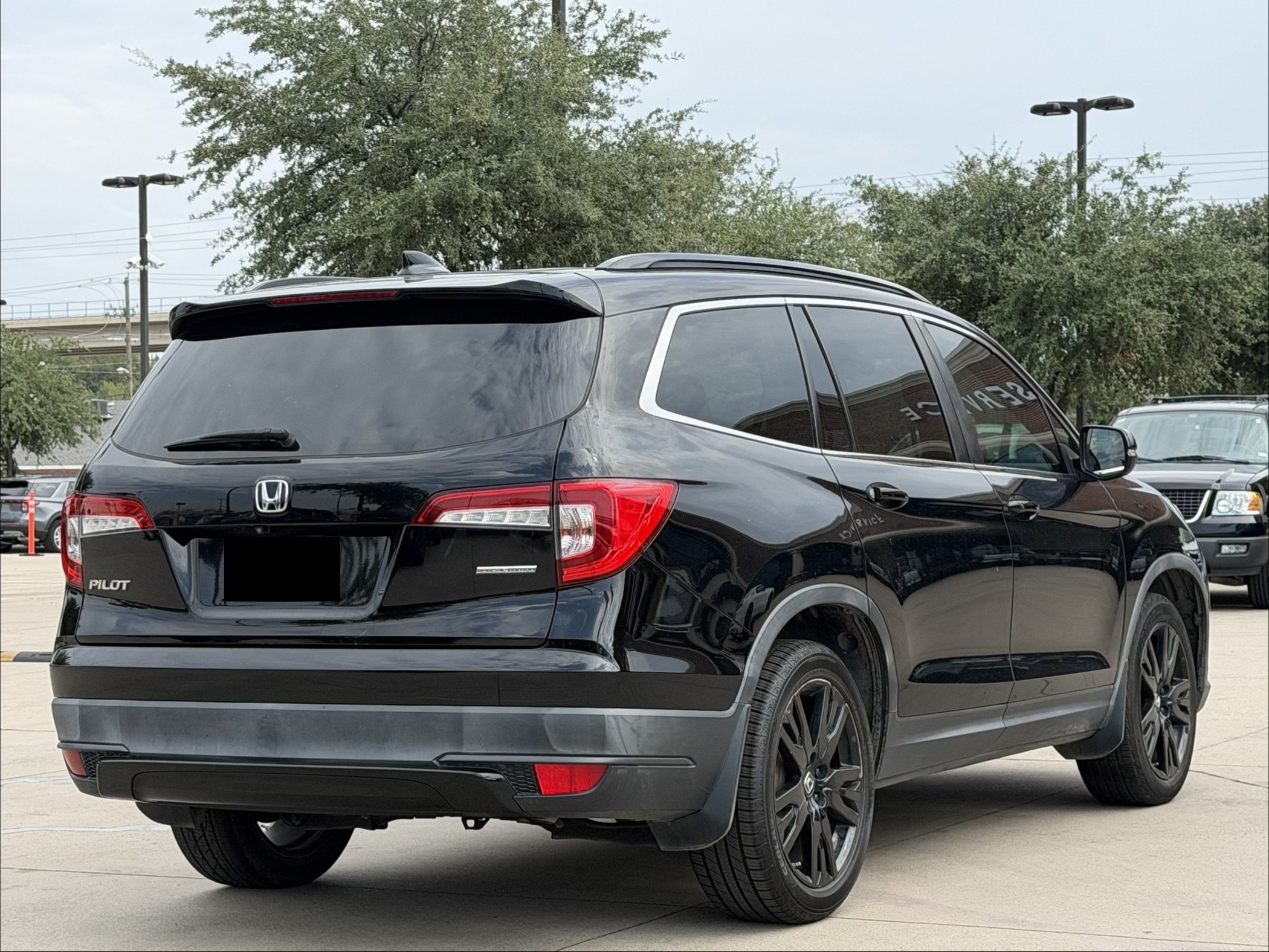 Used 2021 Honda Pilot Special Edition image 4