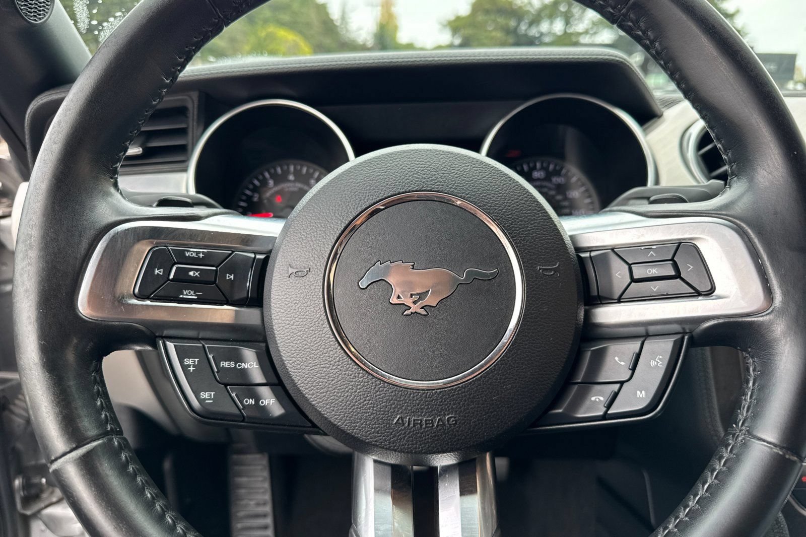 Certified 2020 Ford Mustang Premium RWD image 27