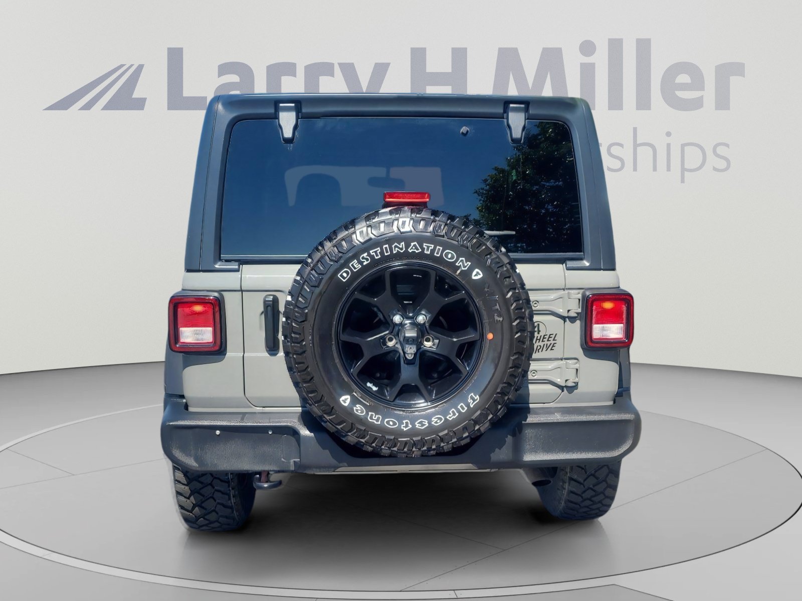 Used 2021 Jeep Wrangler Sport AWD/4WD image 4