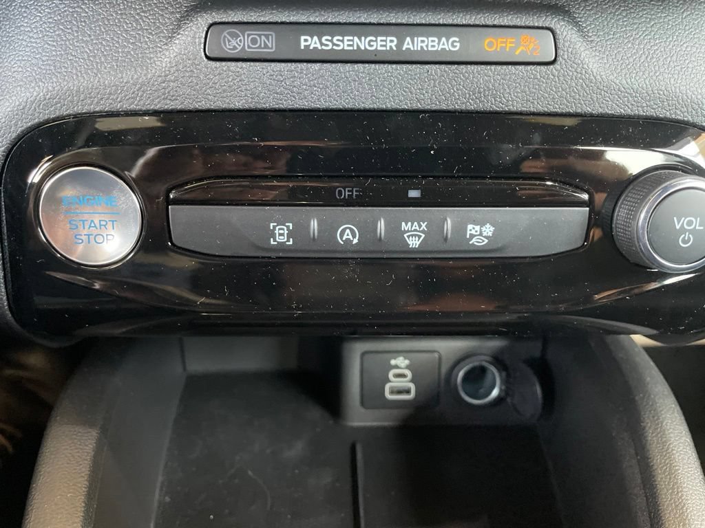 Certified 2025 Ford Escape ST-Line Select w/ Tech Pack #1 AWD/4WD image 25