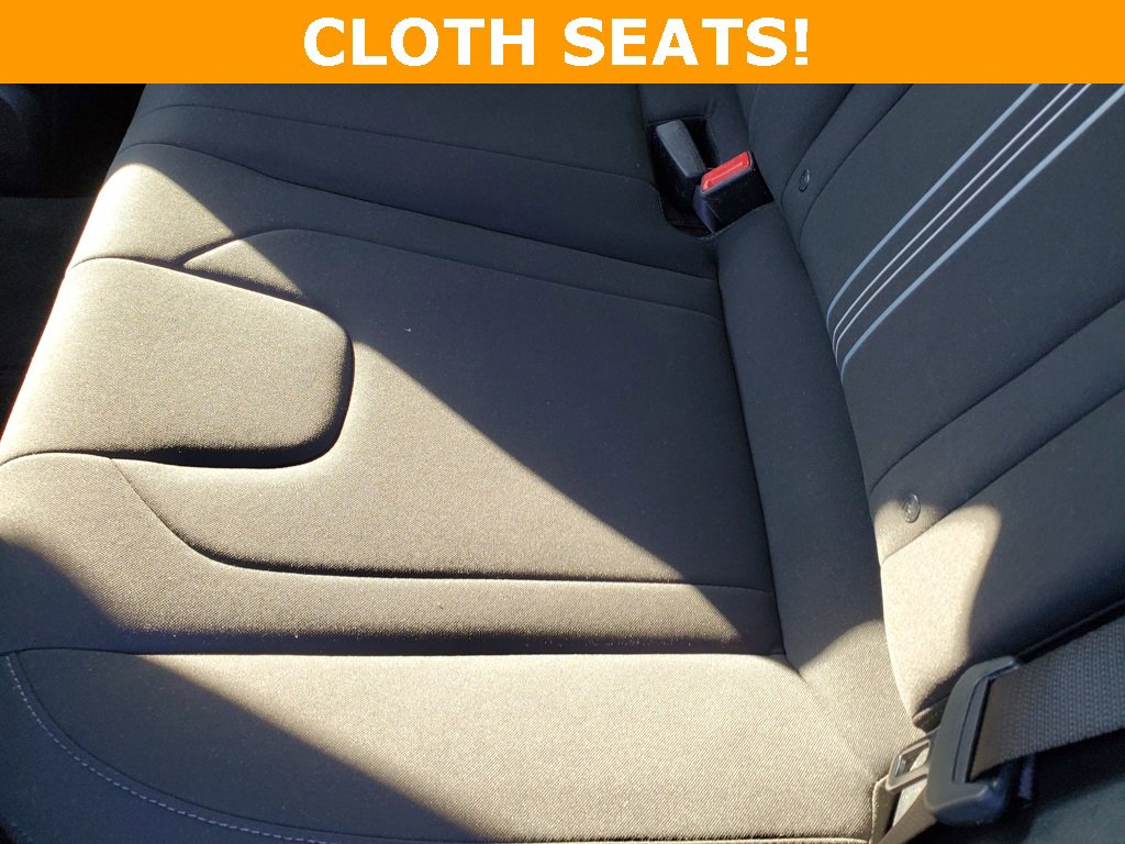 Used 2022 Hyundai Elantra SEL w/ Convenience + Premium Package image 10