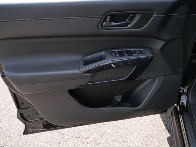 Used 2023 Nissan Pathfinder SV w/ Black Appearance Package AWD/4WD image 12