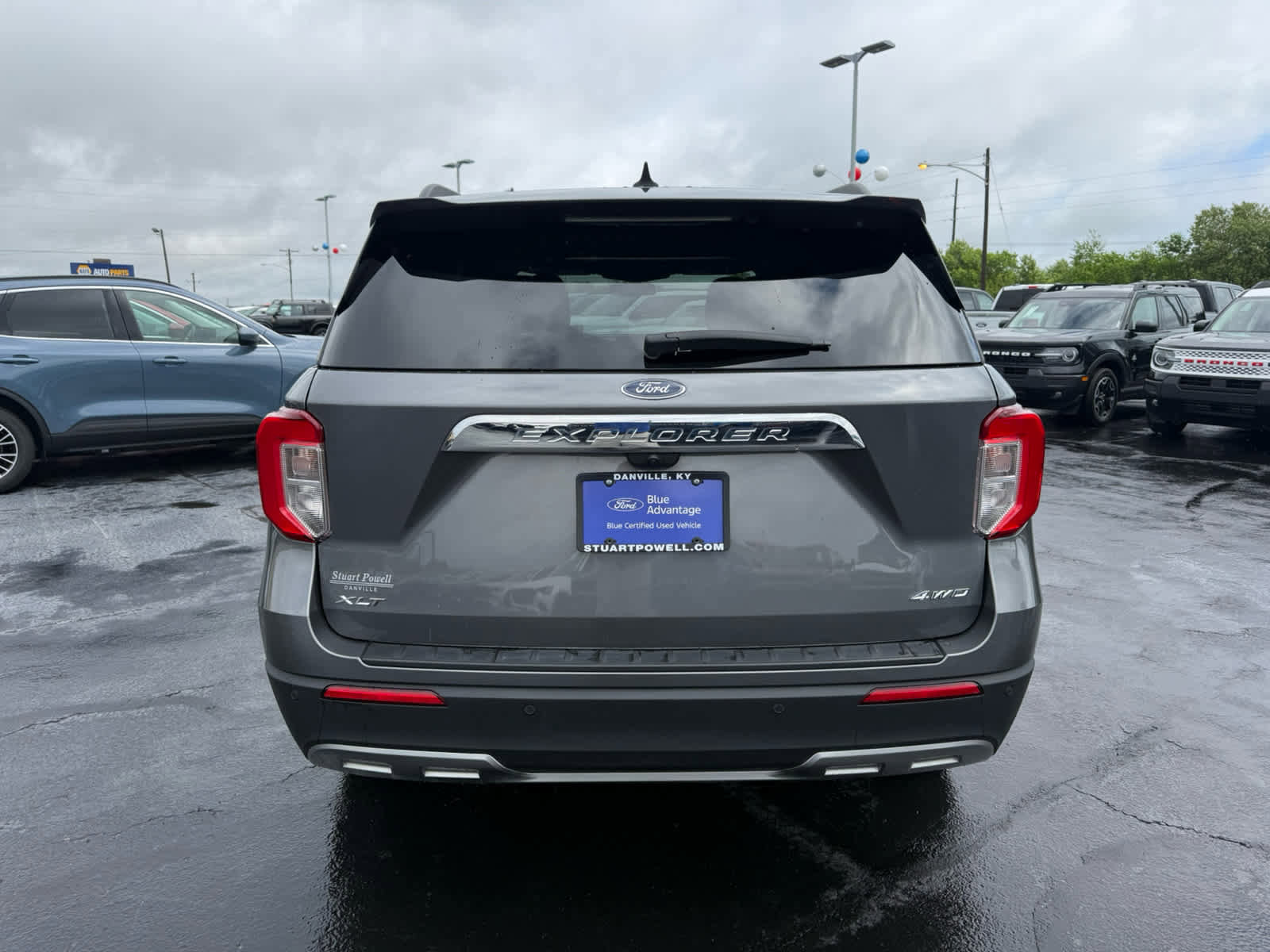 Certified 2023 Ford Explorer XLT w/ Equipment Group 202A AWD/4WD image 23