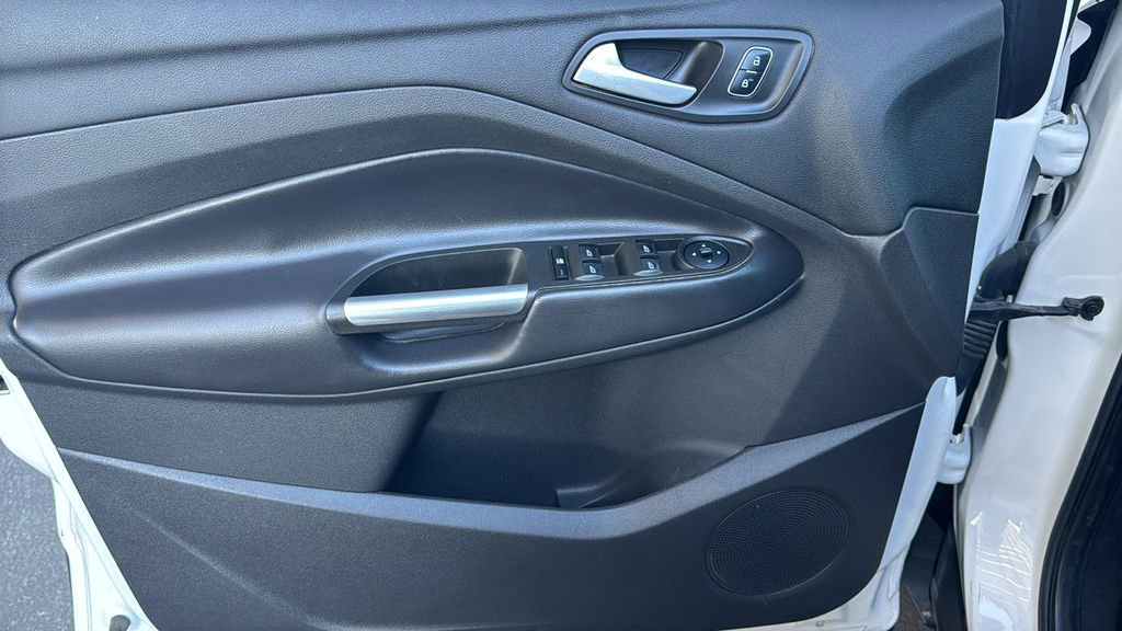 Certified 2017 Ford Escape SE w/ SE Sport Appearance Package image 18