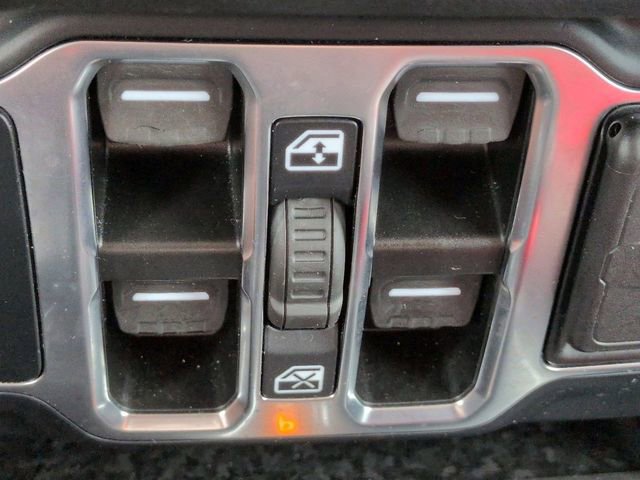 Used 2024 Jeep Wrangler Unlimited Sport AWD/4WD image 22