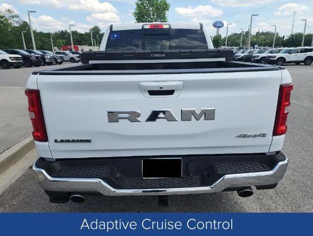 Used 2025 RAM 1500 Laramie AWD/4WD image 6