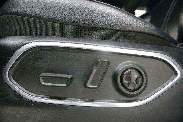 Used 2024 Jeep Wagoneer 4WD image 21