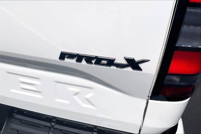Used 2024 Nissan Frontier Pro-X RWD image 8