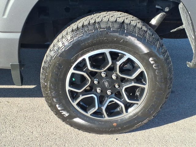 Certified 2022 Ford F150 XLT w/ Equipment Group 302A High image 23