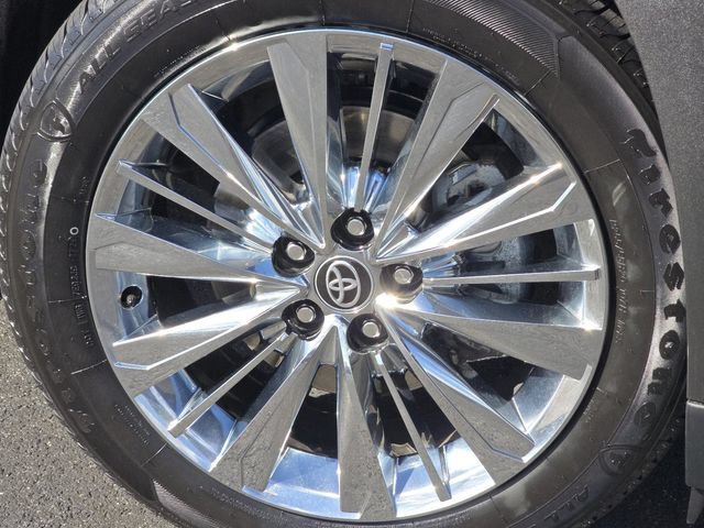 Used 2026 Toyota Grand Highlander AWD image 9