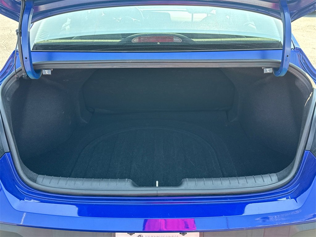 Used 2024 Hyundai Elantra SEL image 18