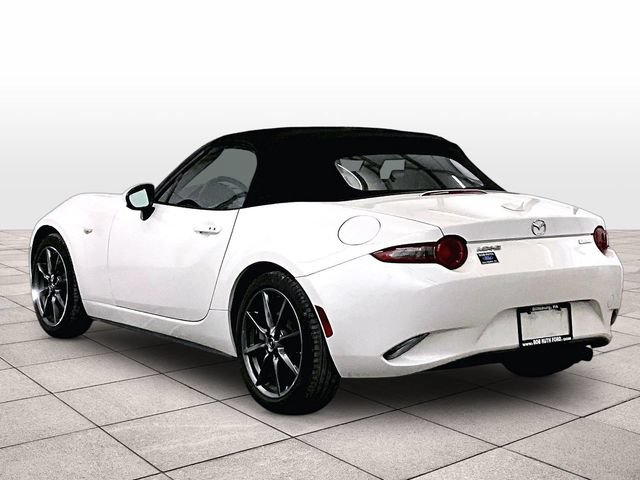 Used 2018 MAZDA MX-5 Miata Grand Touring RWD image 10