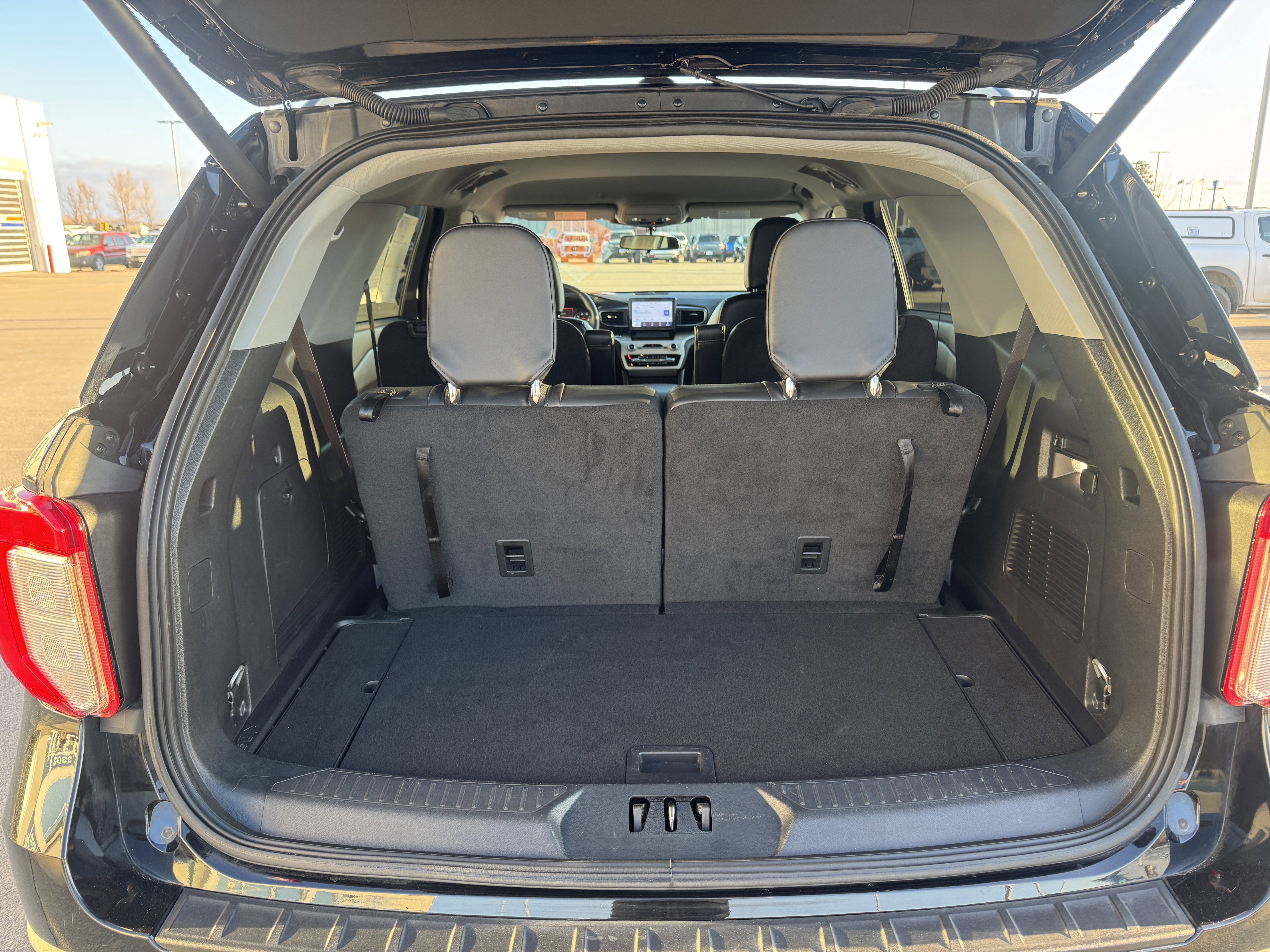 Certified 2024 Ford Explorer XLT w/ Equipment Group 202A image 22