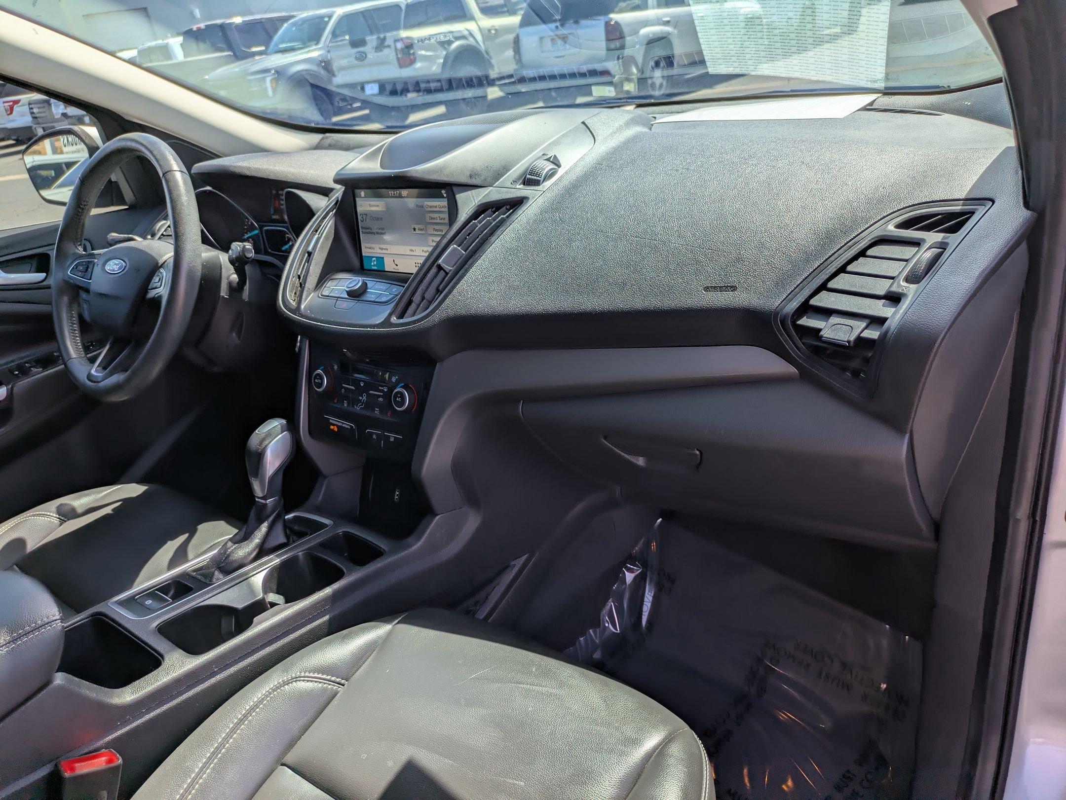 Certified 2019 Ford Escape SEL FWD image 33