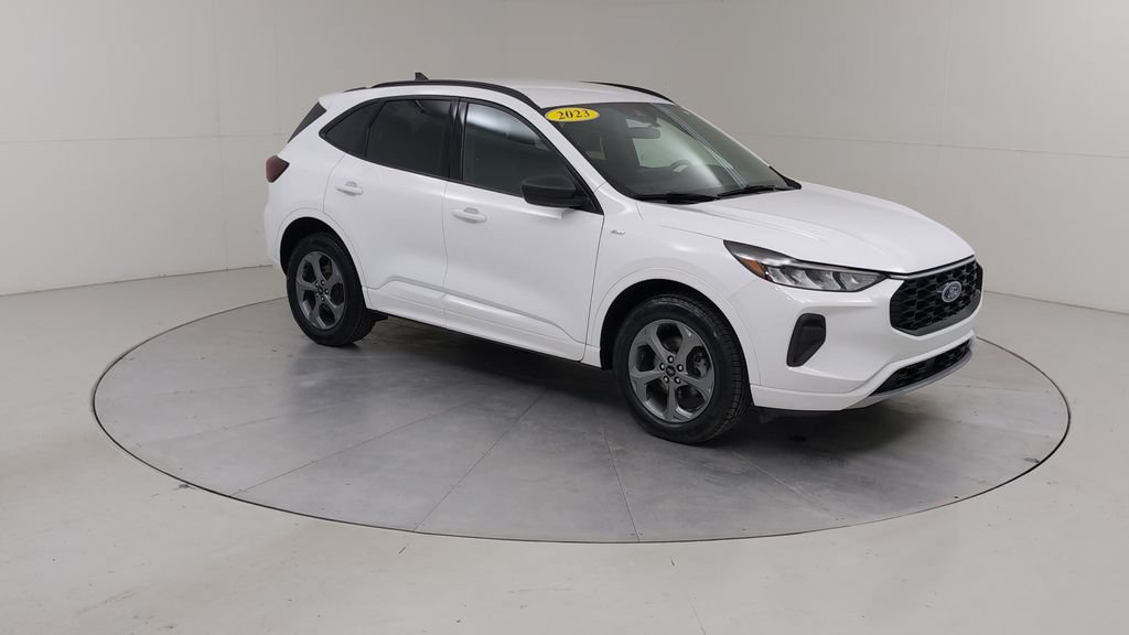 Certified 2023 Ford Escape ST-Line w/ Tech Pack #1 AWD/4WD image 10