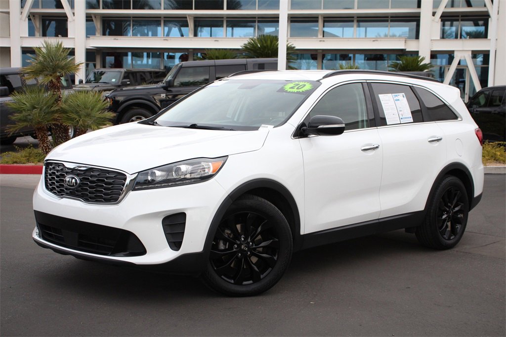 Used 2020 Kia Sorento S image 1