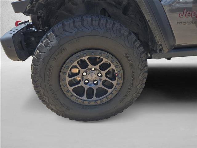 Used 2022 Jeep Wrangler Unlimited Rubicon w/ Xtreme Recon 35" Tire Package AWD/4WD image 21