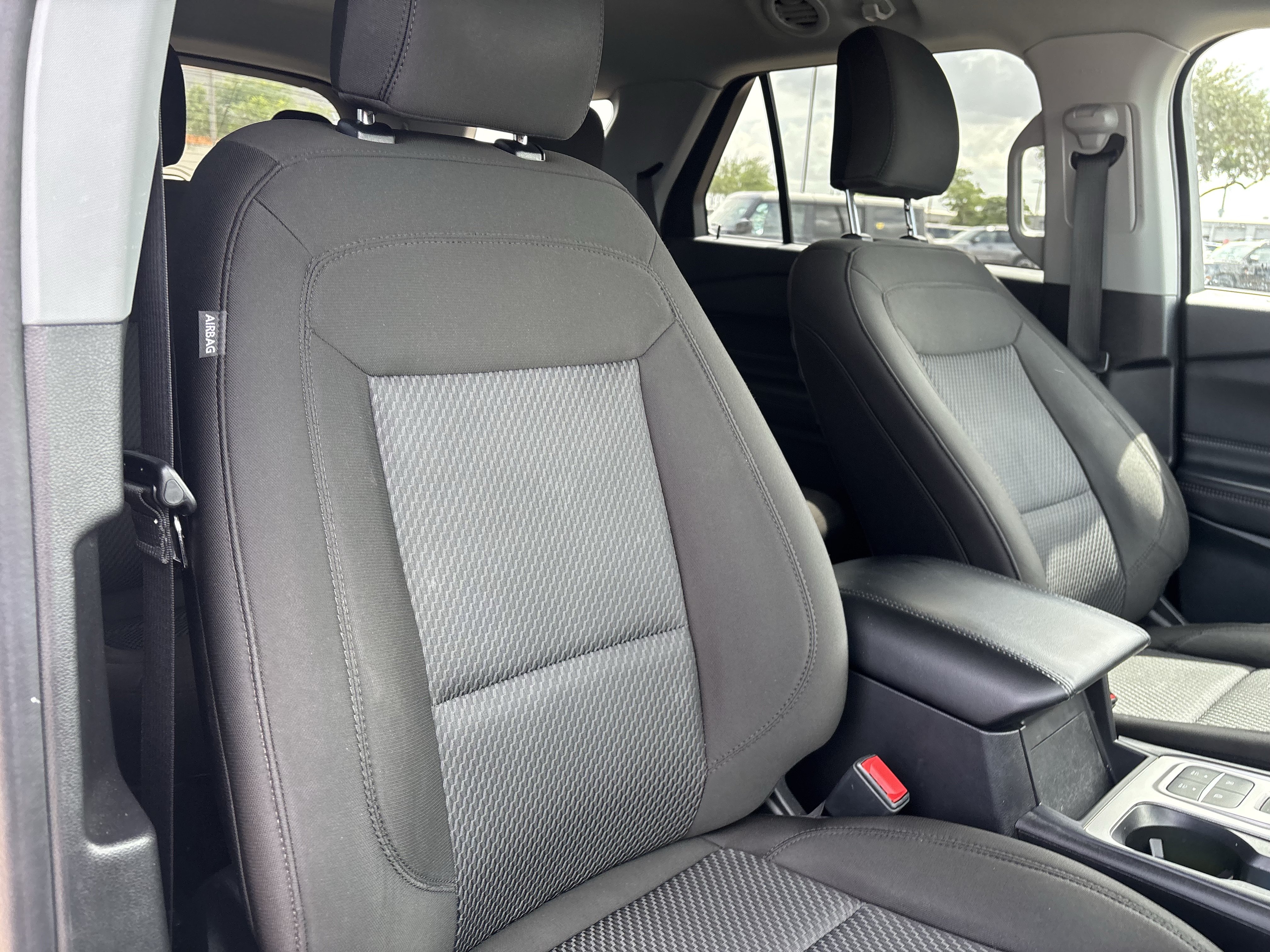 Certified 2023 Ford Explorer XLT RWD image 29