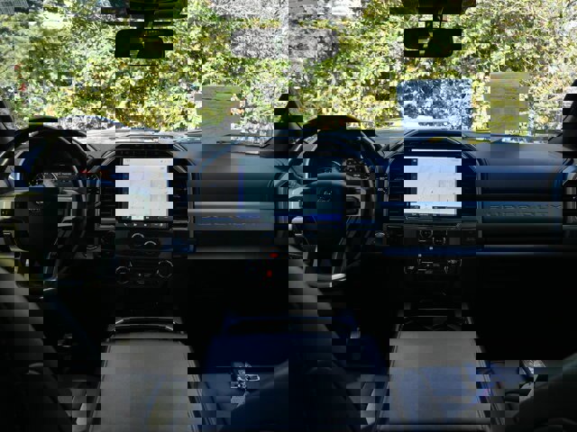 Certified 2022 Ford F250 Lariat w/ Black Appearance Package image 10