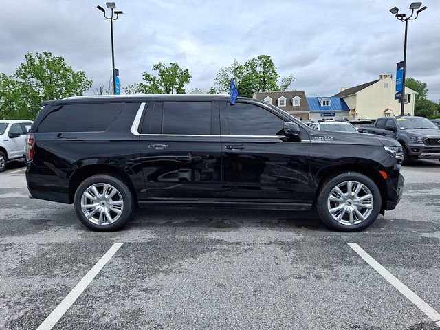 Used 2021 Chevrolet Suburban High Country AWD/4WD image 17