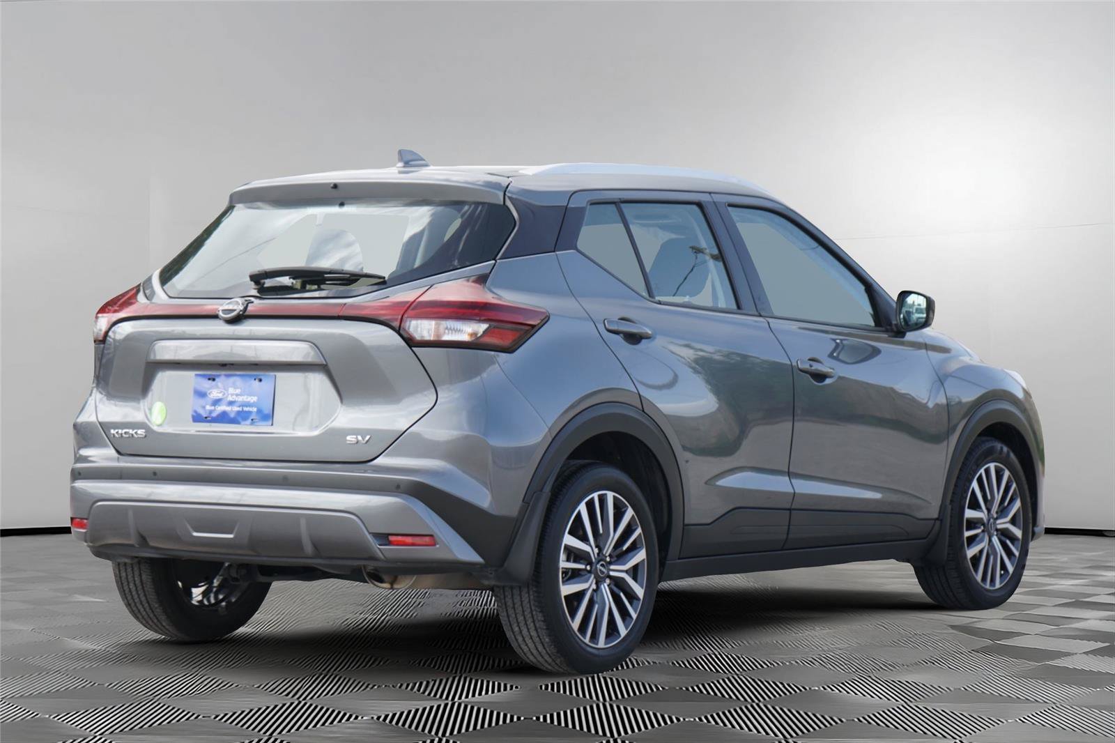 Used 2024 Nissan Kicks SV FWD image 5