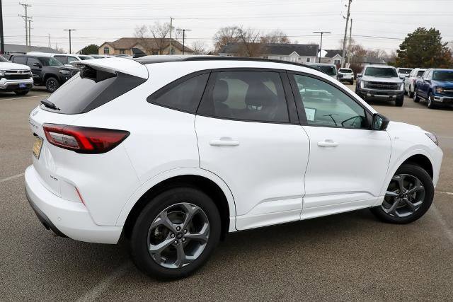 Certified 2023 Ford Escape ST-Line w/ Tech Pack #1 image 7