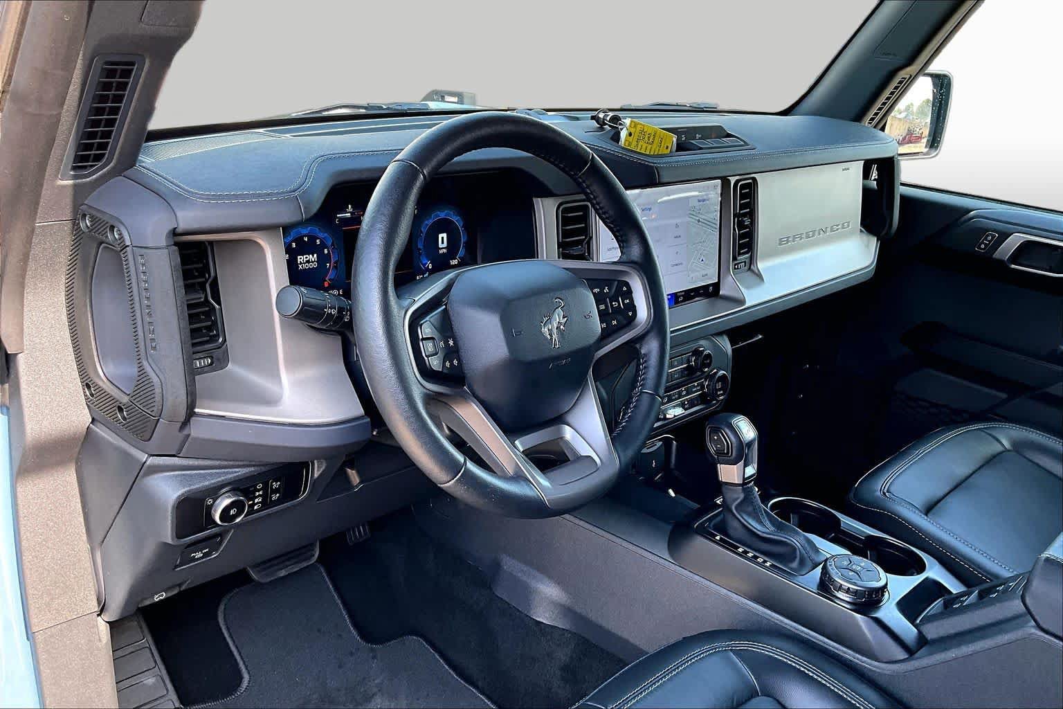 Certified 2025 Ford Bronco Outer Banks AWD/4WD image 18
