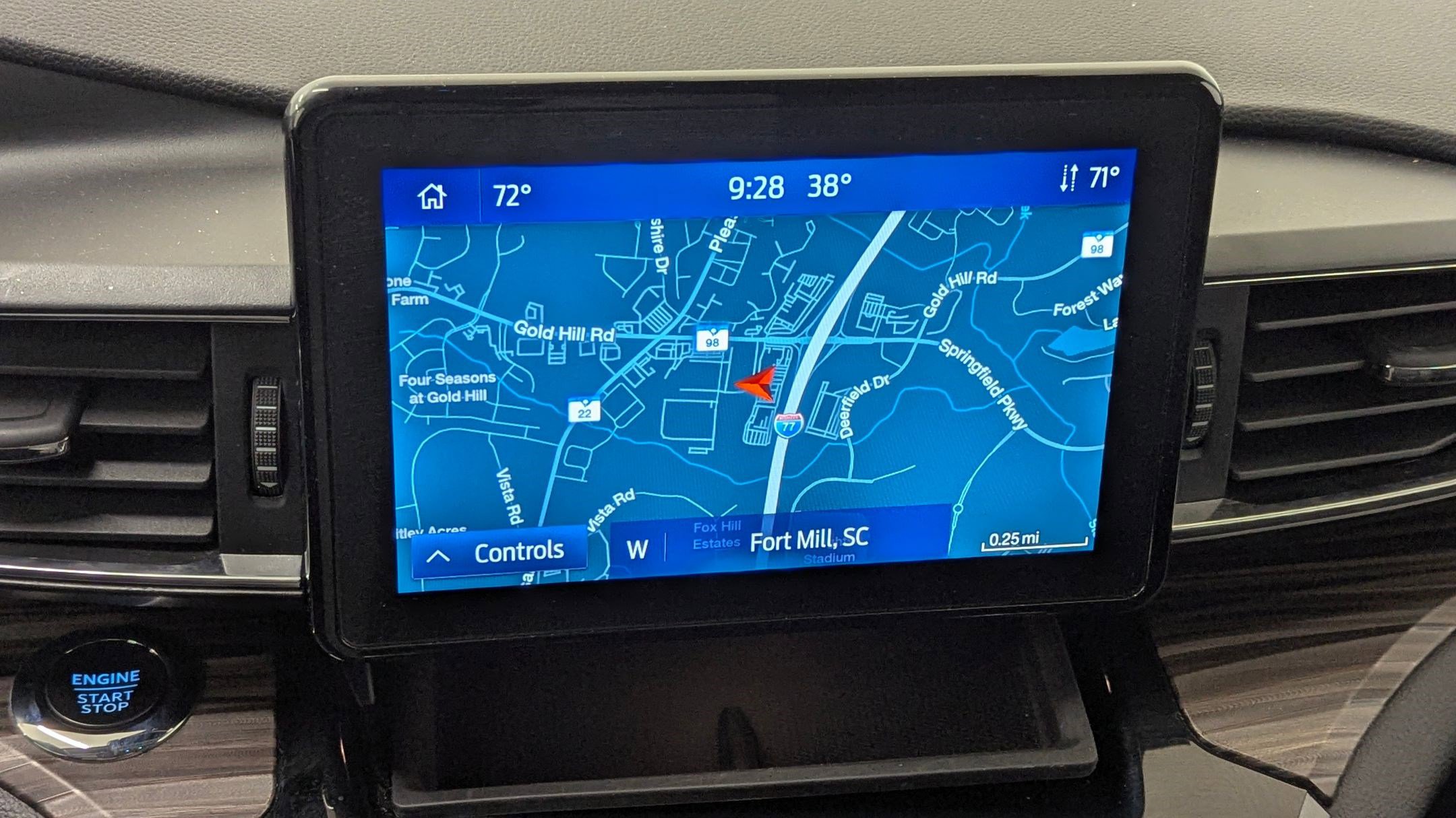 Certified 2024 Ford Explorer Limited image 26