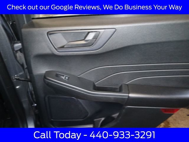 Certified 2023 Ford Escape Active AWD/4WD image 39