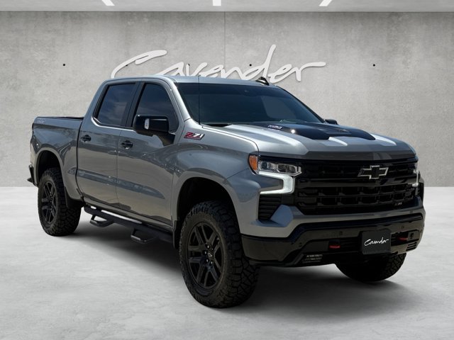 Used 2026 Chevrolet Silverado 1500 LT Trail Boss w/ LT Trail Boss Premium Package AWD/4WD image 2
